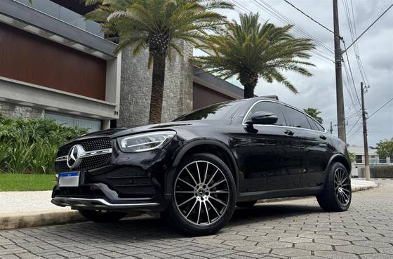 MERCEDES-BENZ GLC 300 2.0 CGI GASOLINA COUPÉ 4MATIC 9G-TRONIC